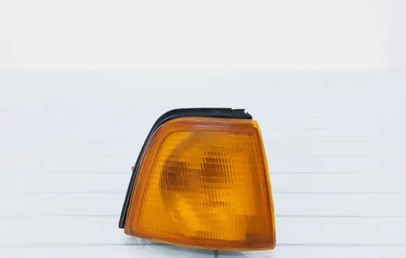 Volkswagen PASSAT B3 Front indicator light 20444122D