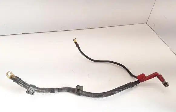 Honda Legend III KA9 Positive cable (battery)