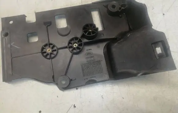 Land Rover Range Rover Sport L320 Other engine bay part DWM500031