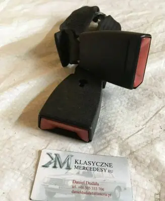 Mercedes-Benz W123 Rear seatbelt buckle 1238605269