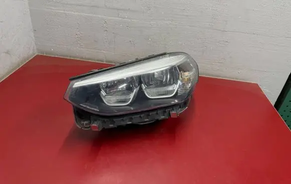 BMW X3 G01 Headlight/headlamp 8739645