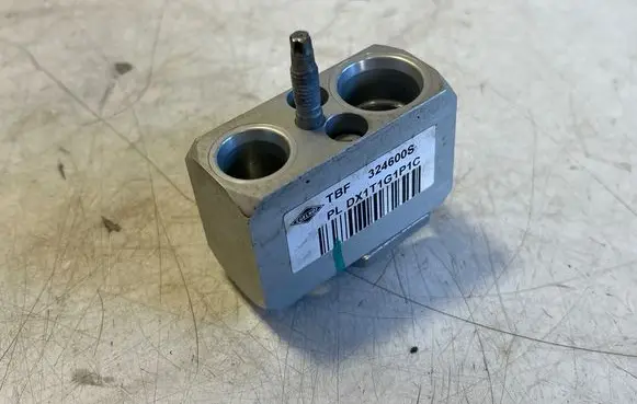Polestar 2 Air conditioning (A/C) expansion valve 324600S PLDX1T1G1P1C