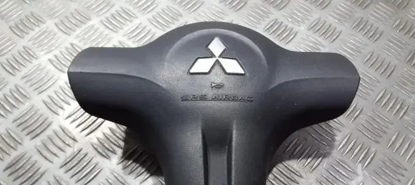 Mitsubishi Colt Steering wheel airbag 6024085 p4400a244xa