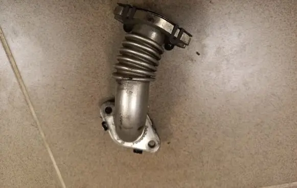 Peugeot Boxer EGR valve line/pipe/hose 84715F01