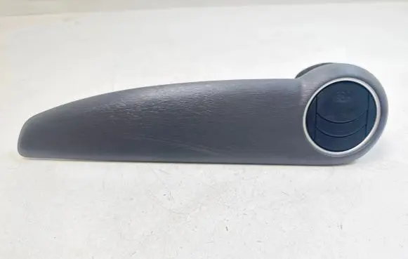 Hyundai i10 Dash center air vent grill 847600X000 974800X000