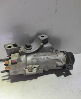 Audi A4 S4 B6 8E 8H Ignition lock 4B0905851N