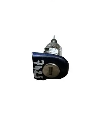 Volkswagen PASSAT B5 Coupe door lock (next to the handle) 1J0837167