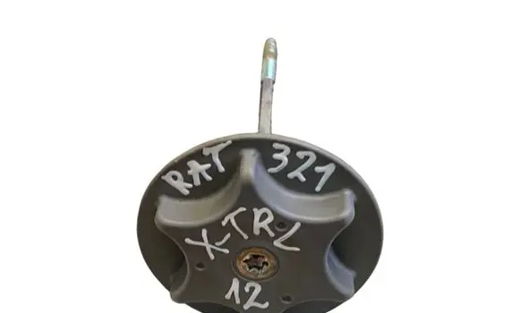 Nissan X-Trail T31 Spare wheel bolt 