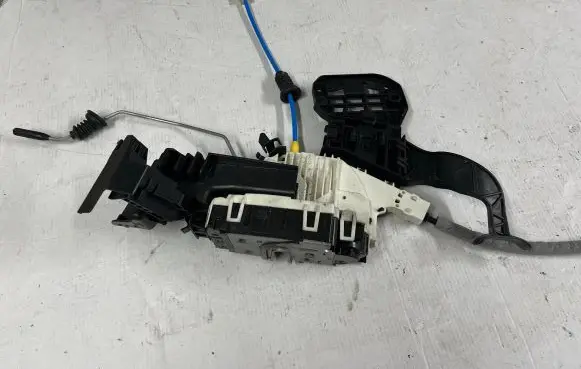 Front door lock