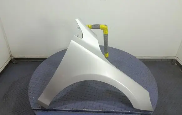 Volvo V40 Fender 