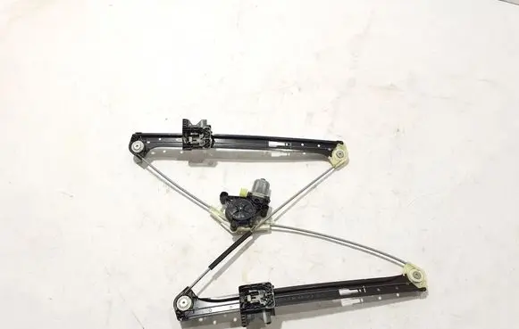 Porsche Macan (95B) Front door window regulator with motor 95B837461A