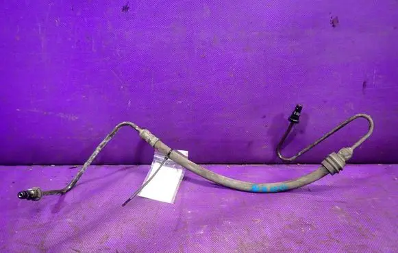 Volkswagen Golf IV Clutch pipe/line