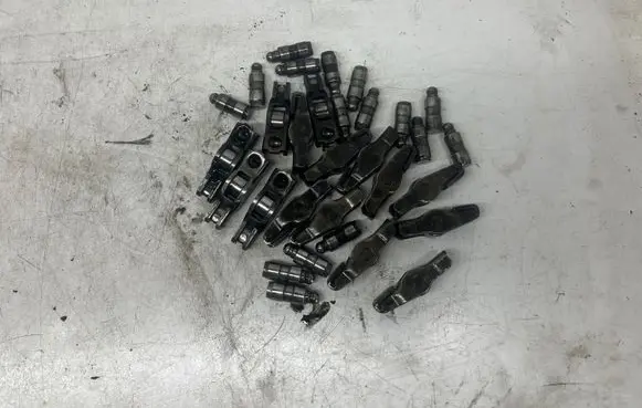 Volvo V70 Valve rocker arm