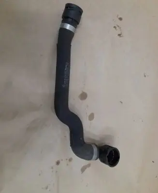 Mercedes-Benz C W205 Engine coolant pipe/hose A2055014784