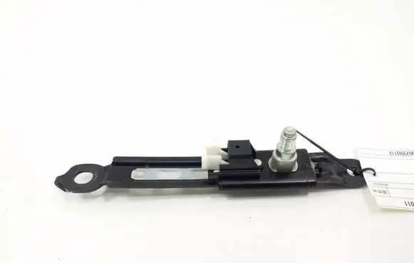 Toyota Prius (XW30) Seat belt height adjuster 7320053010