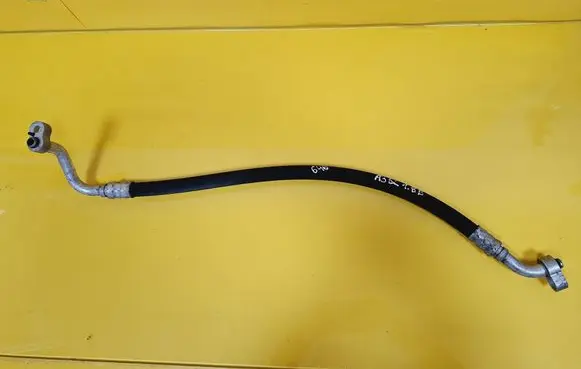 Air conditioning (A/C) pipe/hose