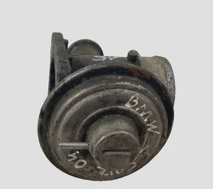 BMW 5 E39 EGR valve