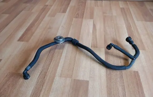 Jaguar XF X250 Fuel return line/hose 9X239C123AB C2Z9752