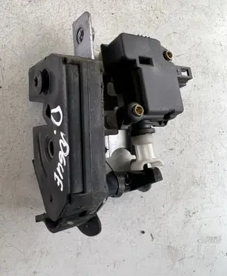 Land Rover Range Rover L322 Tailgate lock latch 51247016048 51247016050