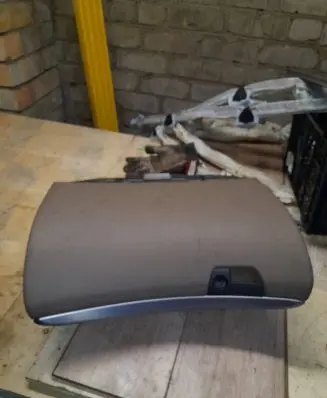 Volvo S60 Glove box 8640374
