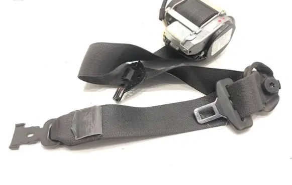 Opel Zafira C Front seatbelt 620611600