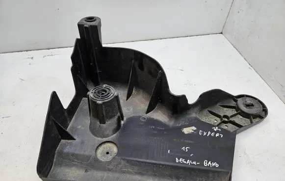 Peugeot Expert Fuel tank bottom protection 9816482080