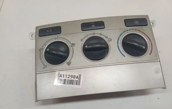 Toyota Corolla Verso AR10 Climate control unit 559000F011