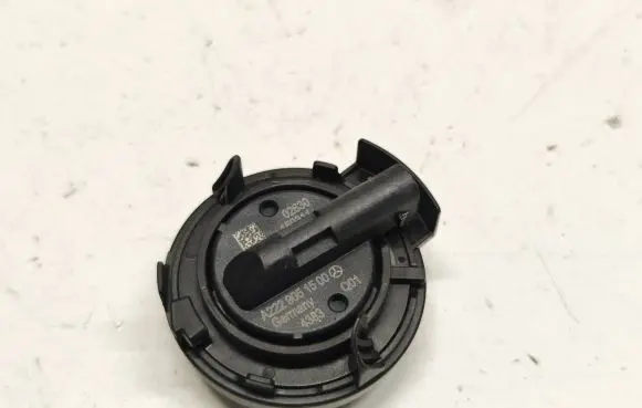 Mercedes-Benz S W222 Airbag deployment crash/impact sensor A2229051500 150311 02630