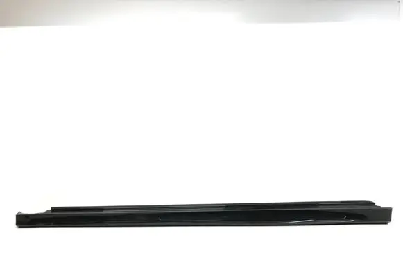 Mercedes-Benz CLA C118 X118 Sill A1186909100 A1186909500
