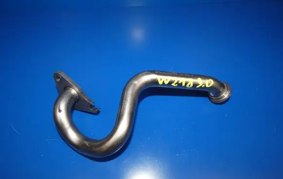 Mercedes-Benz CLS C218 X218 EGR valve line/pipe/hose A6421402908