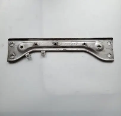 Skoda Octavia Mk4 Muffler mount bracket/holder 5Q0804421B
