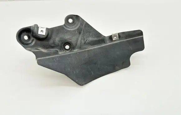 Audi Q7 4M Rear mudguard 4M0854815E