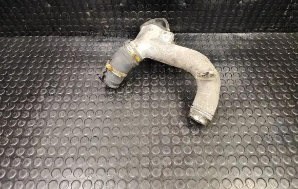 Nissan Murano Z51 Intercooler hose/pipe