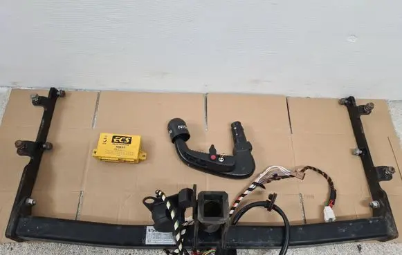 Nissan Note (E12) Tow bar set 5D033 10R0413211 55R016010