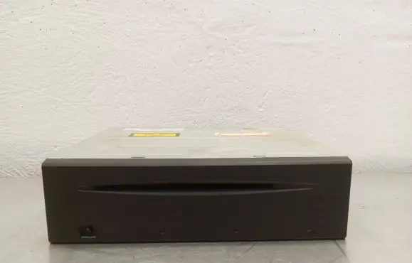 Jaguar X-Type CD/DVD changer 2R8310E887AG 4621008345