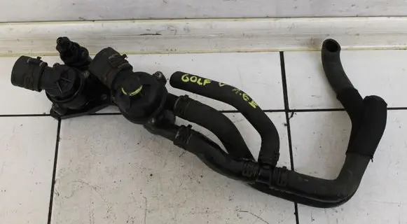 Volkswagen Golf V Thermostat/thermostat housing 03C121121C