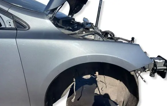 Volvo V40 Cross country Fender 
