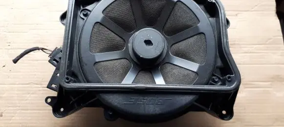 Audi A6 S6 C7 4G Subwoofer speaker 4G1035709