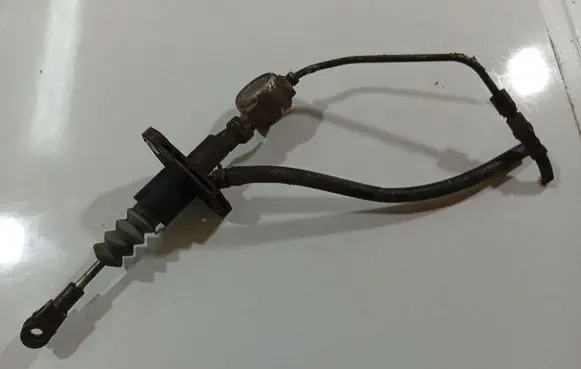 Saab 9-5 Clutch master cylinder 
