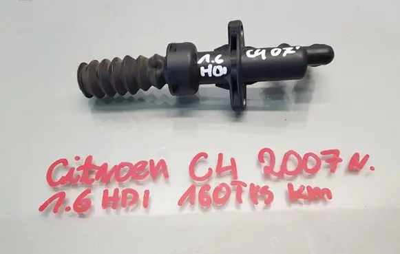 Citroen C4 I Clutch master cylinder