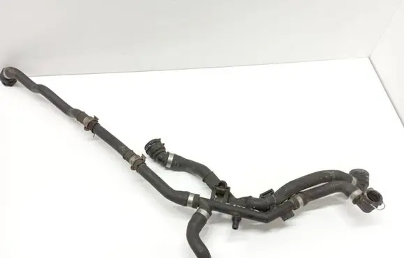BMW 7 F01 F02 F03 F04 Engine coolant pipe/hose 15476810CZ