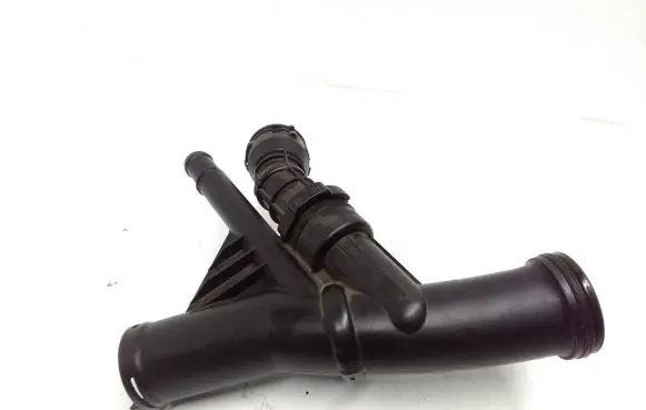 Volkswagen Tiguan Engine coolant pipe/hose 04L121026F 04L121071E