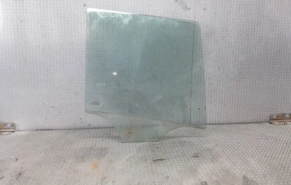Mazda 2 Rear door window glass