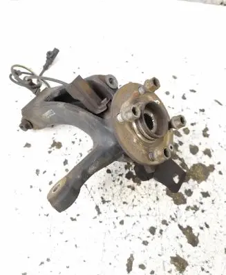 Peugeot 108 Front wheel hub