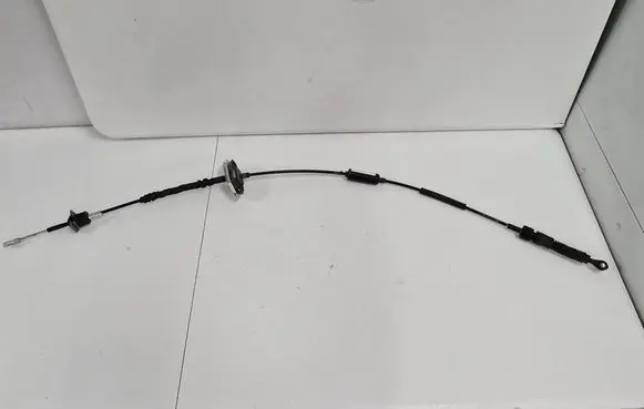 KIA Sportage Gear shift cable linkage 46790-F1010