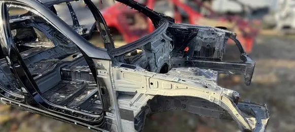 Hyundai Genesis Front quarter panel 23R2FE234R