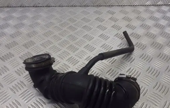 Mitsubishi Colt Air intake hose/pipe MN135109