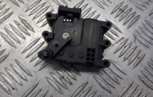 Mazda 6 A/C air flow flap actuator/motor 