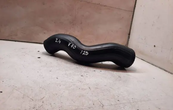 Volvo V70 Intercooler hose/pipe