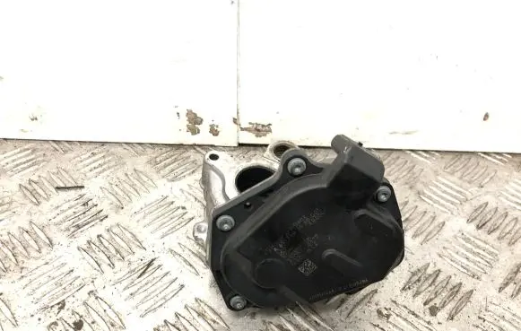 Mercedes-Benz E W212 EGR valve A6511400460